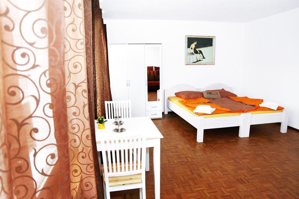 Hostel Villa Viva Bregenz Room photo