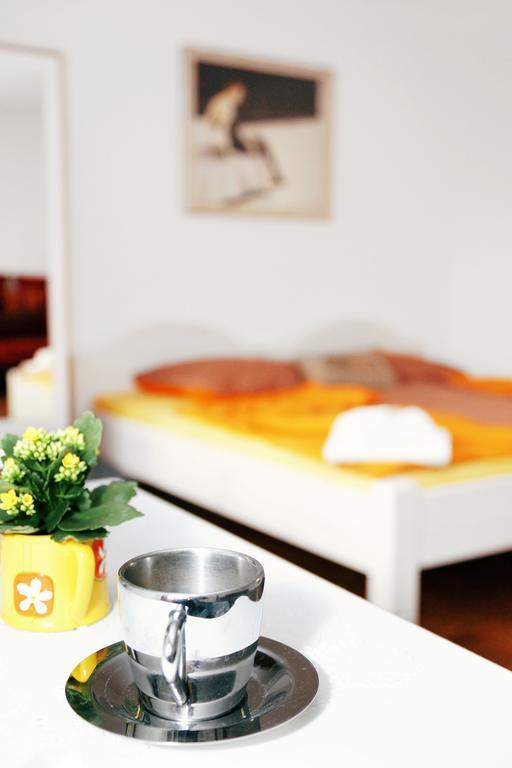 Hostel Villa Viva Bregenz Room photo